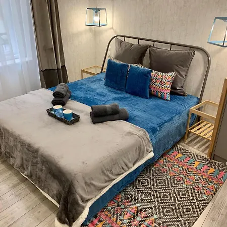 Apartment Calm And Comfy Stay With Ac *